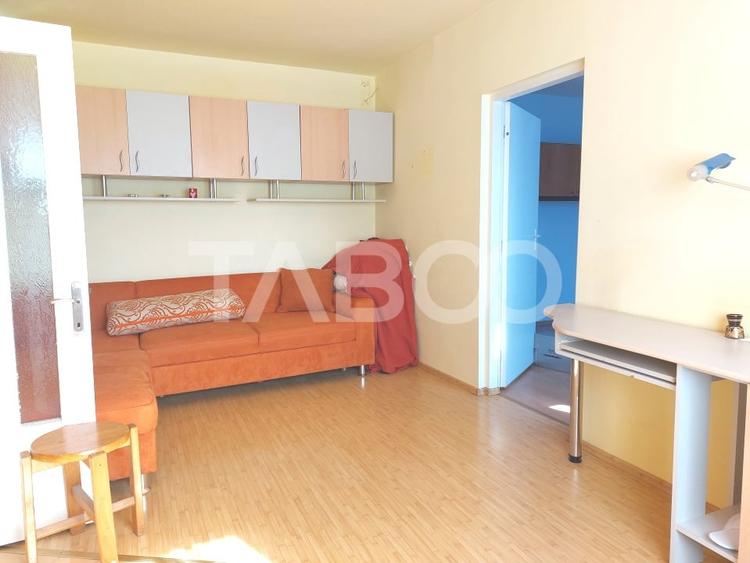Apartament cu 2 camere nedecomandat, mobilat în Cisnădie
