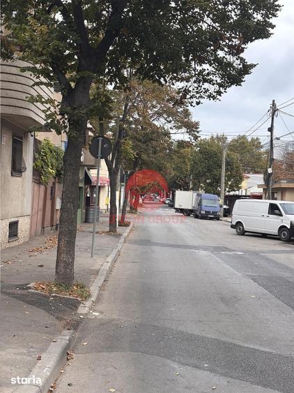 Casă cu 3 camere cu Teren 100 Mp în Griviței
