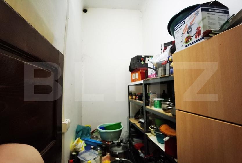 Apartament cu 4 camere semidecomandat, mobilat în Traian
