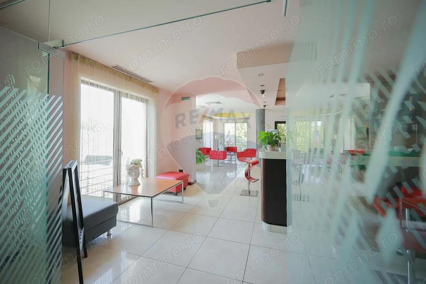 Casă cu 24 camere cu Teren 1136 Mp în Haieu