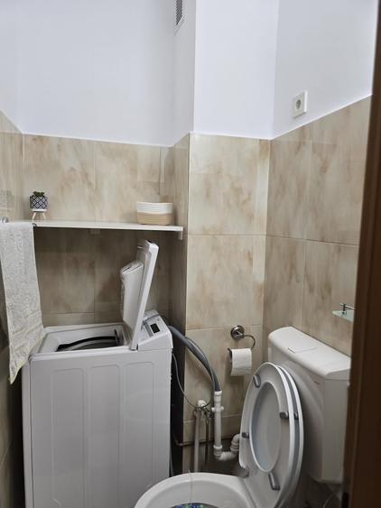 Faleza Nord- Azilul de Batrani , str.Unirii,  3 camere mobilat si utilat - 6