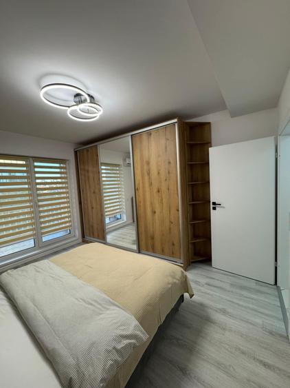 Apartament cu 2 camere decomandat în Aviației