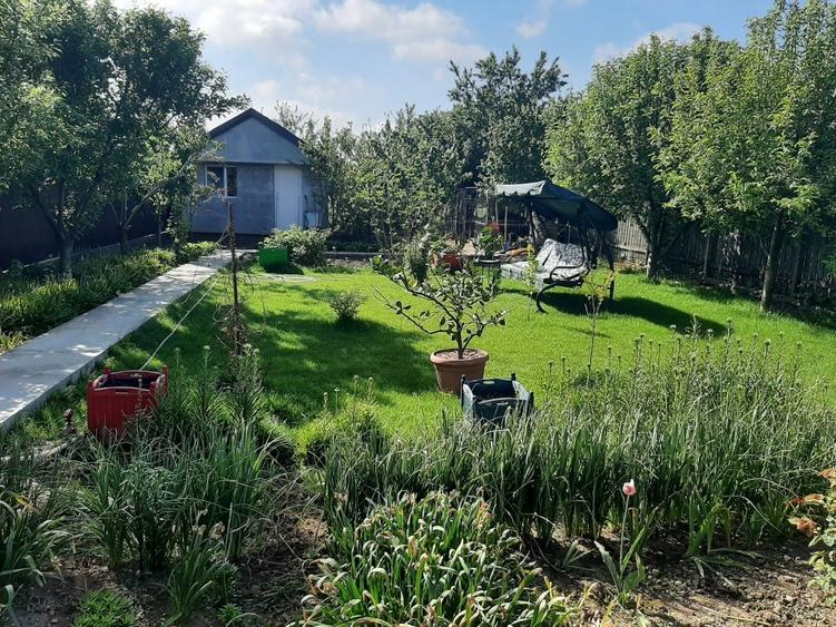 Casă individuală cu 5 camere cu Teren 600 Mp în Răcari