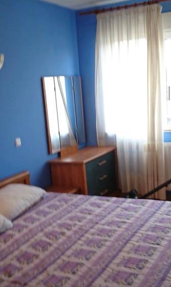 Apartament cu 3 camere semidecomandat în Basarab