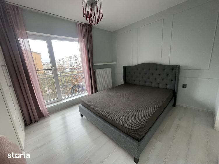 Apartament cu 3 camere semidecomandat în Theodor Pallady