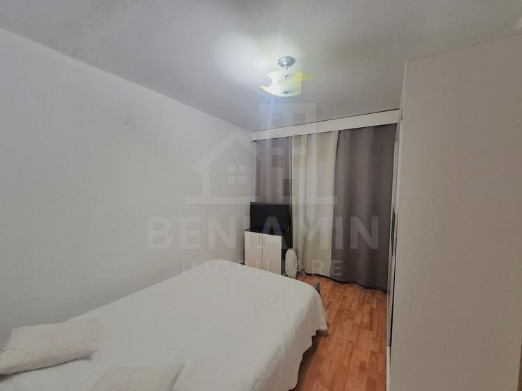 Apartament cu 3 camere semidecomandat în Lăpuș