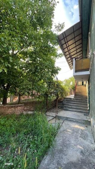 Casă cu 4 camere în Dumitra