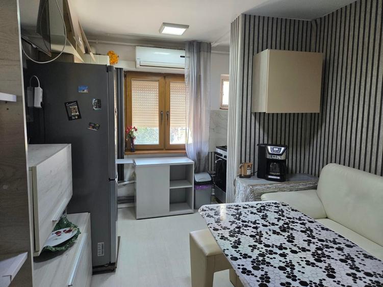Apartament cu 3 camere în Mărăști
