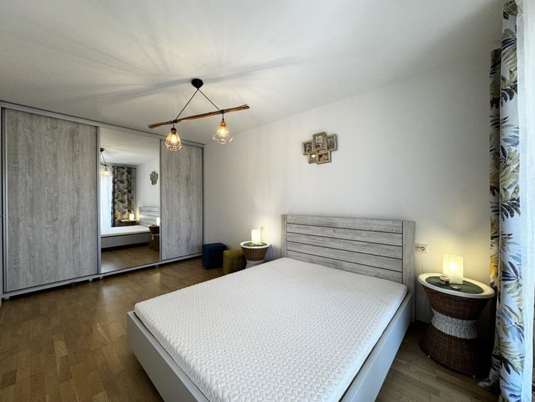 Apartament cu 2 camere decomandat, mobilat în Vest
