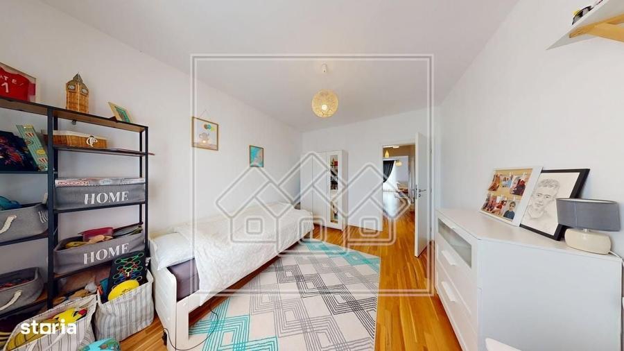 Apartament cu 3 camere decomandat în Șelimbăr
