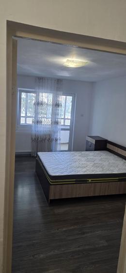 Apartament cu 2 camere decomandat în Florești