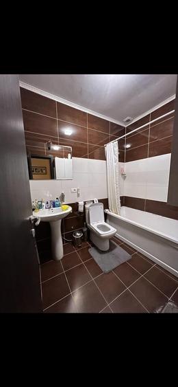 Apartament cu 2 camere decomandat, mobilat în Otopeni