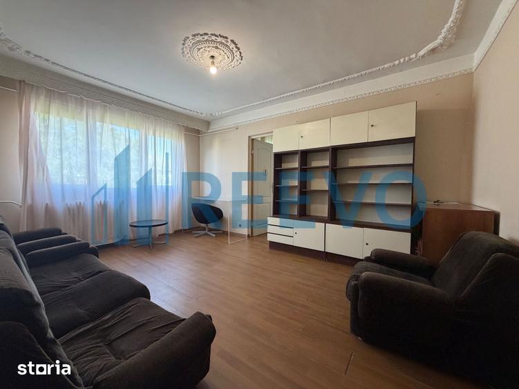 Apartament cu 2 camere nedecomandat în Republicii
