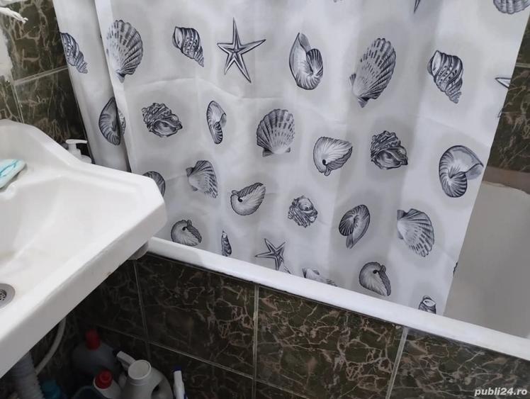 Garsonieră decomandată în Central