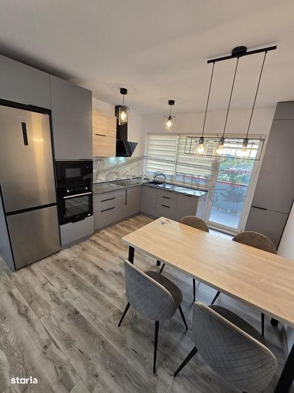 Apartament cu 3 camere decomandat în Baciu