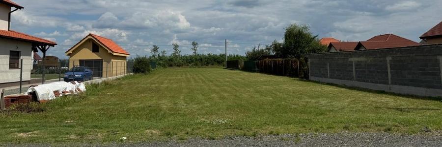 Teren Construcții intravilan de 1560 mp, în Moșnița Nouă