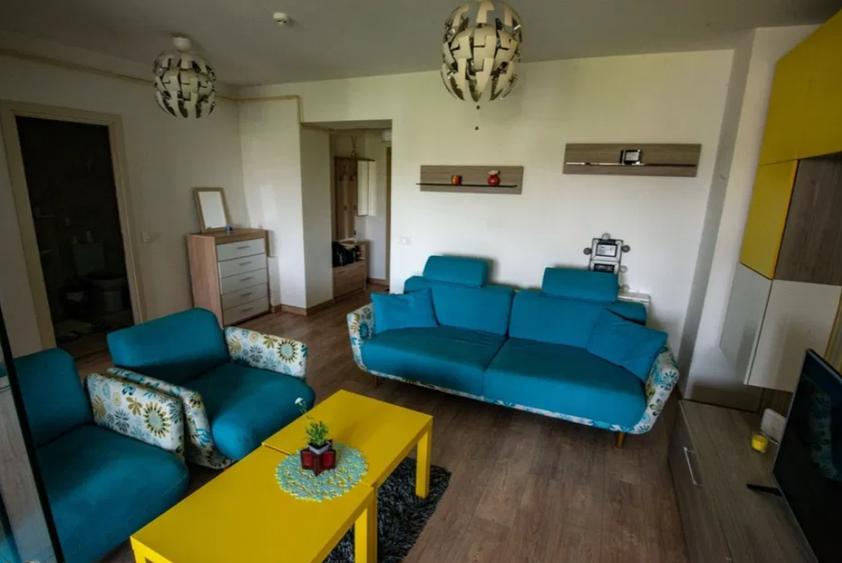 Apartament cu 2 camere semidecomandat în Tătărași