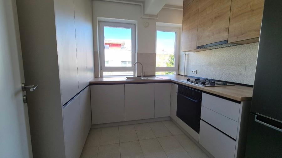 Apartament cu 2 camere decomandat în Avantgarden
