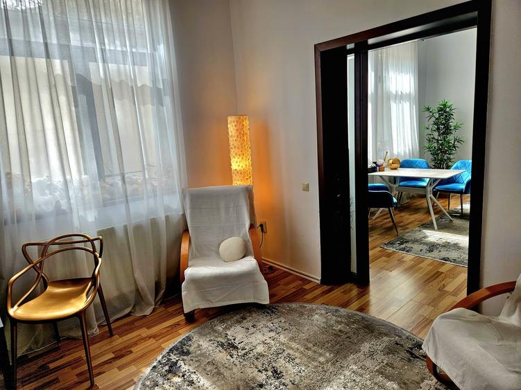 Casă individuală cu 4 camere cu Teren 70 Mp în Grădina Icoanei