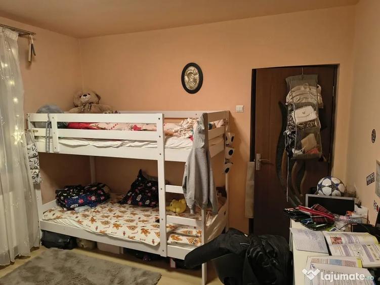 Apartament cu 2 camere decomandat, mobilat în Vest