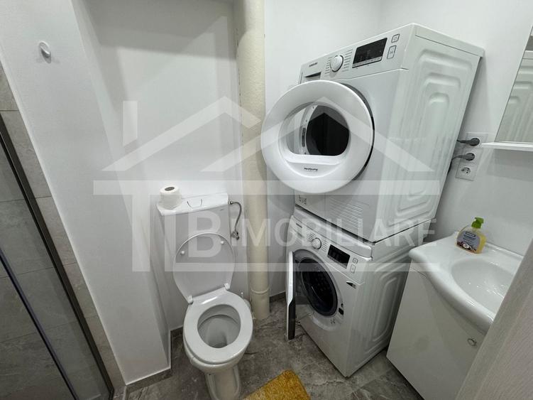 Apartament cu 3 camere decomandat în 7 Noiembrie