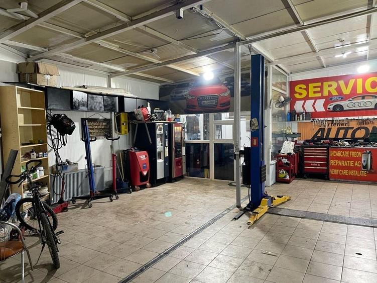 Spațiu comercial, de 100 mp, în Vitan