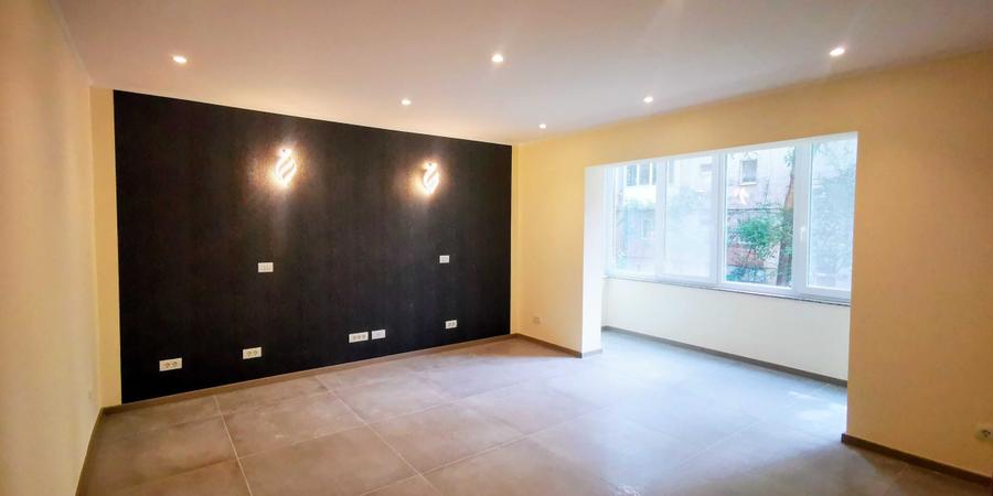 Apartament cu 3 camere decomandat în Complex Studențesc