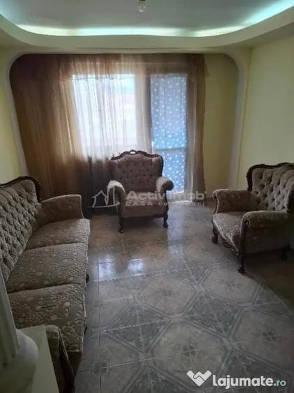 Apartament cu 4 camere decomandat în Ostroveni