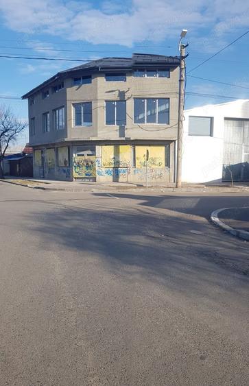 Spațiu comercial, de 95 mp, în Școlilor