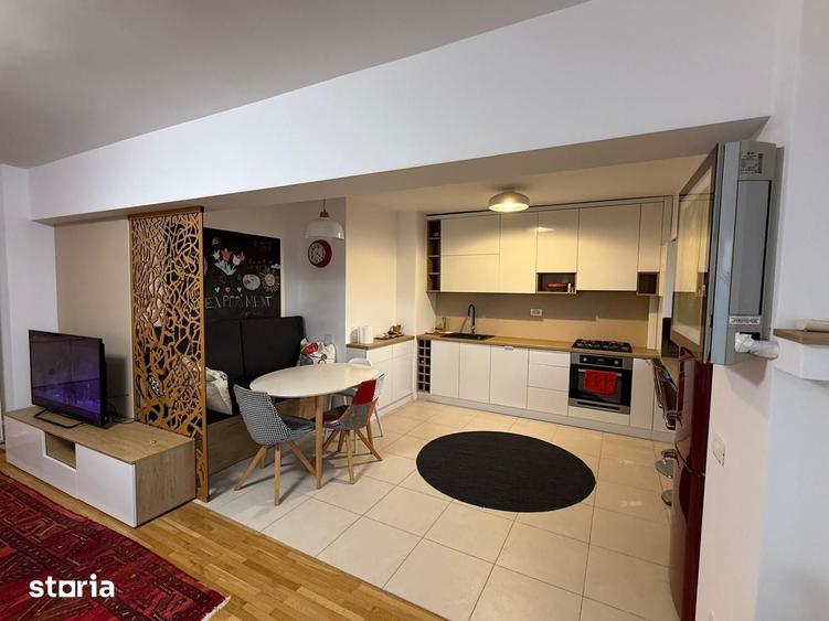 Apartament cu 4 camere în Decebal