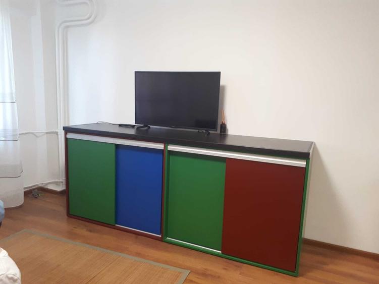 Apartament cu 2 camere semidecomandat în Brâncoveanu