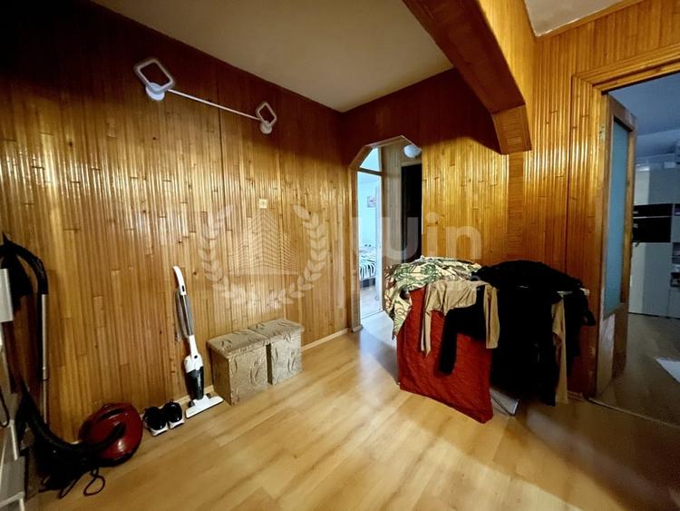 Apartament cu 4 camere decomandat, mobilat în Mărăști