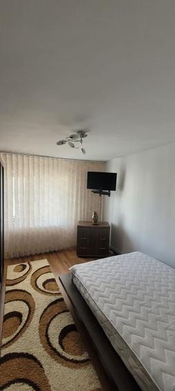 Apartament cu 2 camere semidecomandat în Micro 6