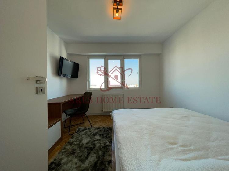 Apartament cu 3 camere decomandat, mobilat în Dacia