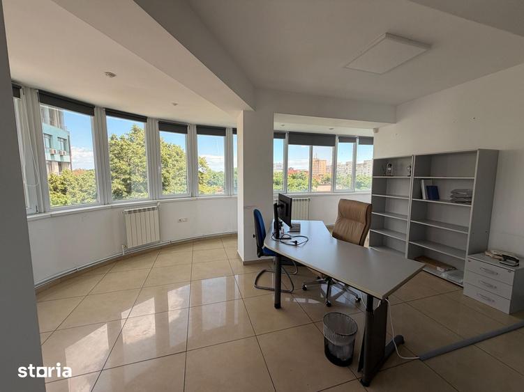 Spațiu comercial, de 208.66 mp, în Central