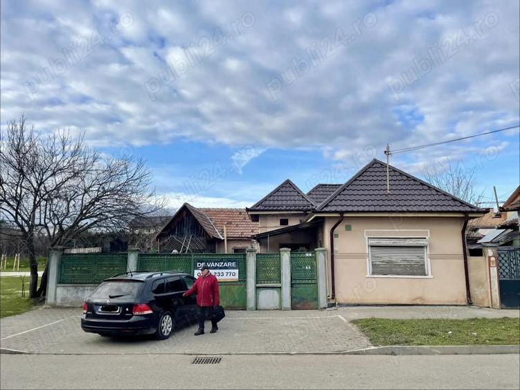 Casă cu 4 camere cu Teren 485 Mp în Central