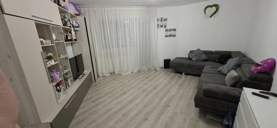 Apartament cu 2 camere decomandat, mobilat în Poarta 6