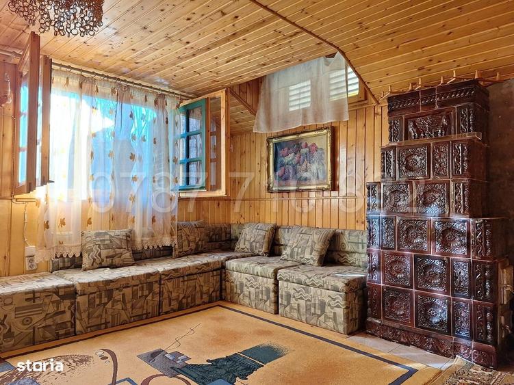 Casă cu 3 camere cu Teren 428 Mp în Măneciu