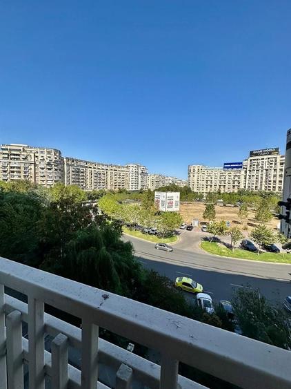 Apartament cu 3 camere decomandat, mobilat în P-ța Alba Iulia