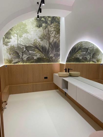 Spațiu comercial, de 74 mp, în Central