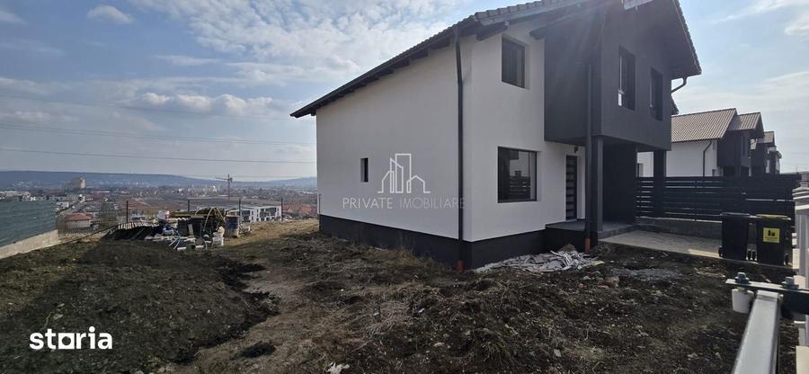 Casă cu 4 camere cu Canalizare în Unirii