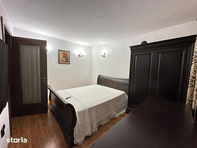 Apartament cu 3 camere în Mazepa 2