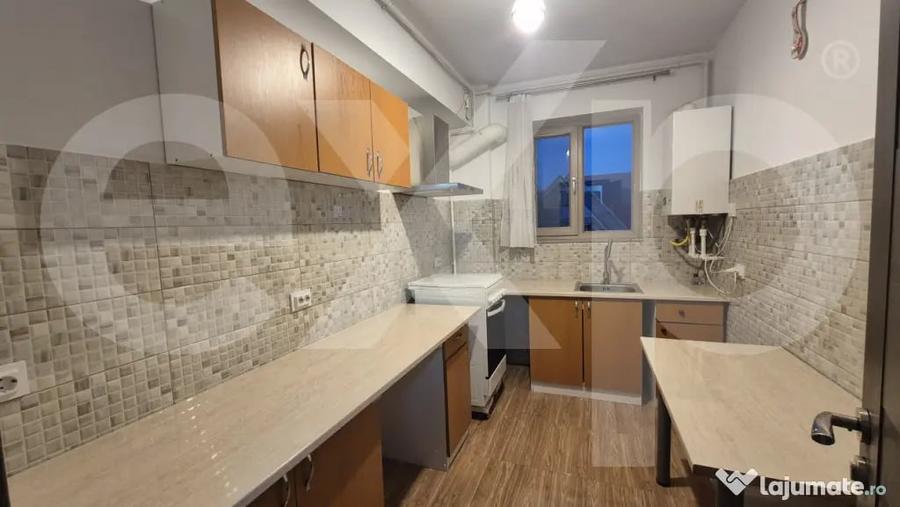 Apartament cu 2 camere decomandat în Trivale