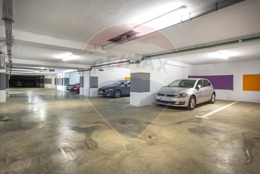 Apartament cu 3 camere decomandat în Blumăna