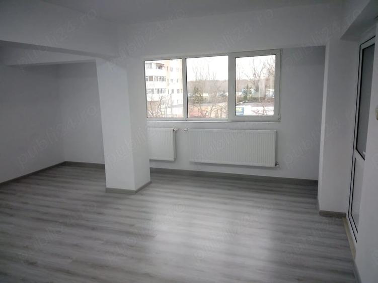 Spațiu comercial, de 42 mp, în Central