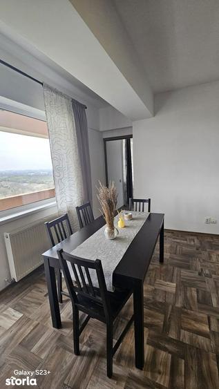 Apartament cu 2 camere decomandat, mobilat în Văcăresti