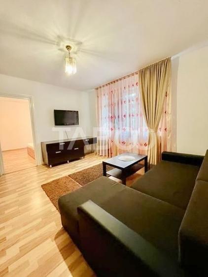 Apartament cu 2 camere semidecomandat, mobilat în Central — fotografia 1