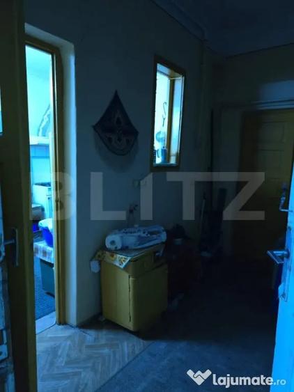 Casă cu 2 camere cu Teren 579 Mp în Semicentral