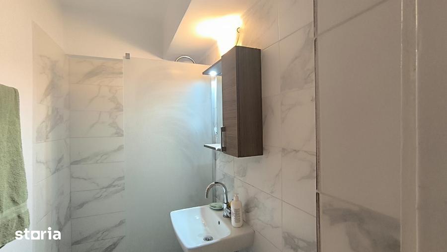 Apartament cu 2 camere nedecomandat în Cișmigiu
