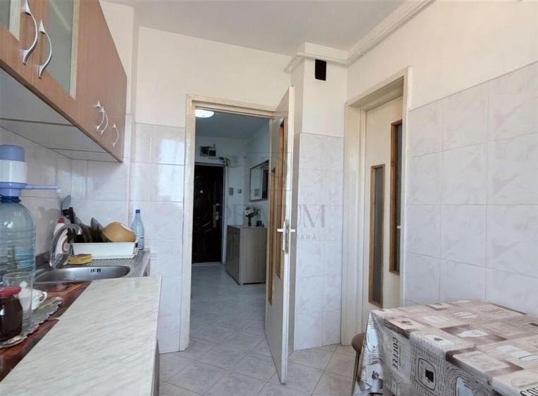SAGULUI - 2 CAMERE - LIFT - DECOMANDAT - ETAJ INTERMEDIAR - 3